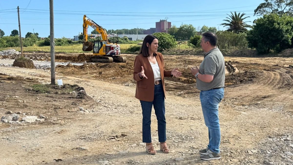 Comienza la construcción de la pista de atletismo de Soto de la Marina.