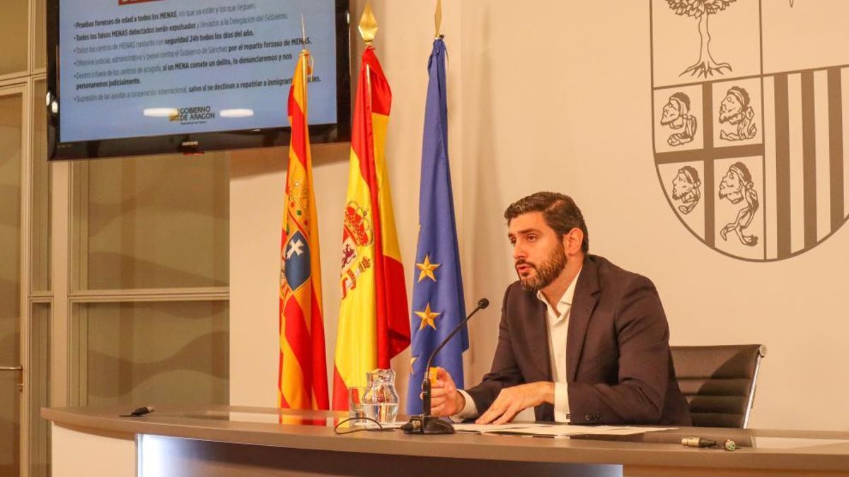 Vox acusa a los medios en Aragón de no hablar sobre los menores migrantes por estar "a la orden de partidos políticos"