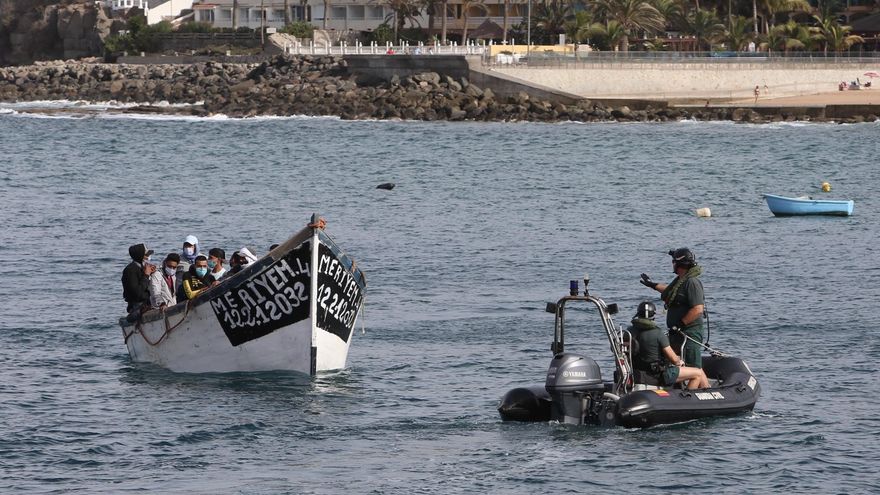 La tecnología de fronteras en Canarias: cuando la llamada desde la patera es la única esperanza