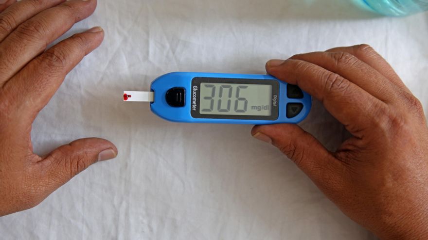 Los centros de salud canarios comienzan a dispensar los sistemas para controlar la glucosa a diabéticos tipo 2