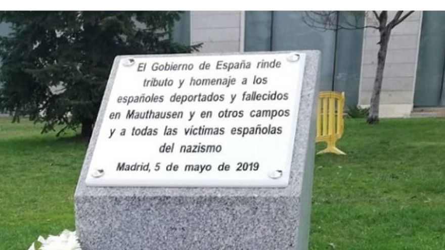 Placa en Nuevos Ministerios (Madrid)