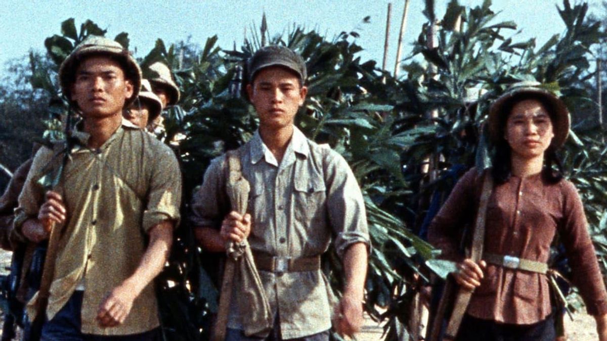 Fotograma de la película 'Loin du Vietnam'.