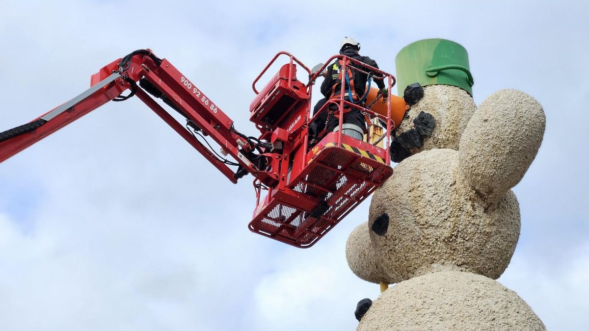 El Muñeco de Nieve de El Sobradillo tiene nueva nariz