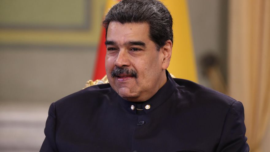 Nicolás Maduro saluda al papa Francisco por los 10 años de su nombramiento