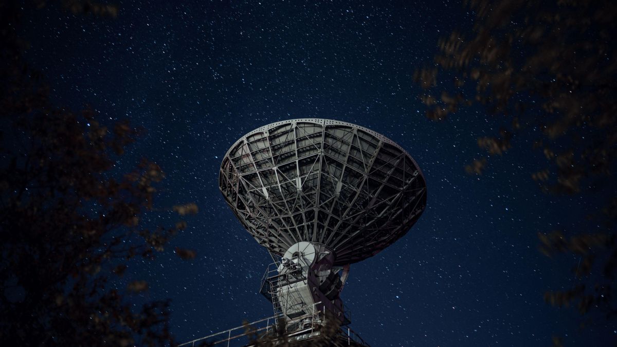 ¿Qué lleva 20 años enviando ondas de radio desde la Vía Láctea? Los astrónomos todavía intentan identificar este misterioso objeto