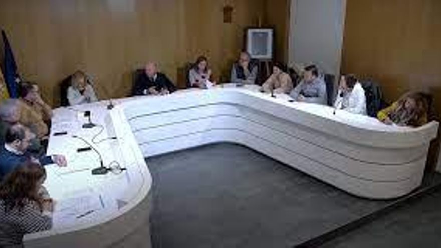 Condenado a tres meses de prisión por insultar y amenazar a políticos y a personas de diferentes grupos étnicos en un canal de Youtube