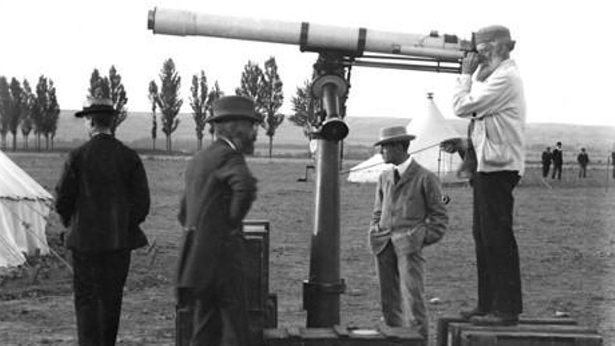 Observación del eclipse solar total de 1905 en Burgos.