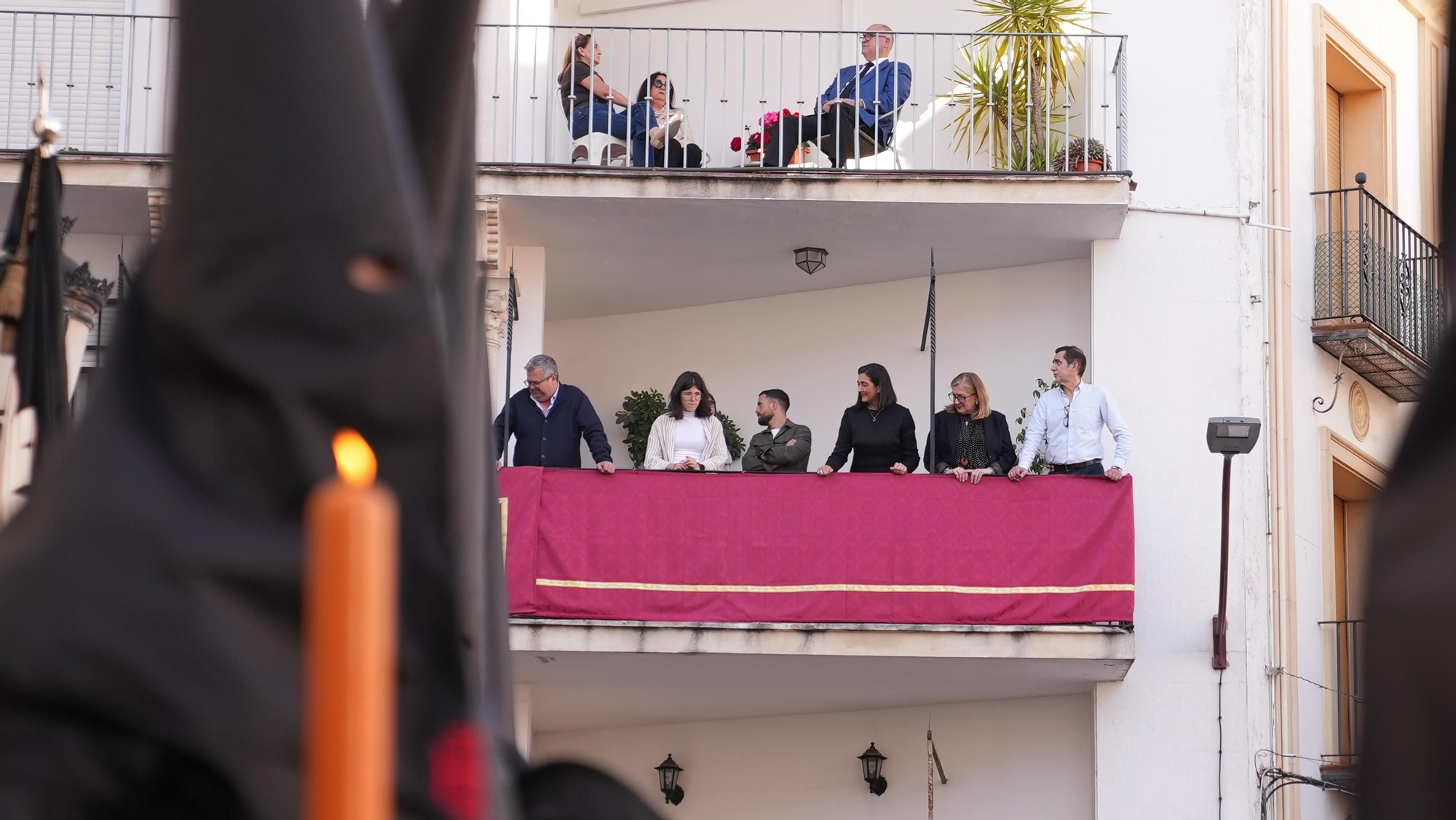 La procesión de la Hermandad del Santo Sepulcro, en imágenes
