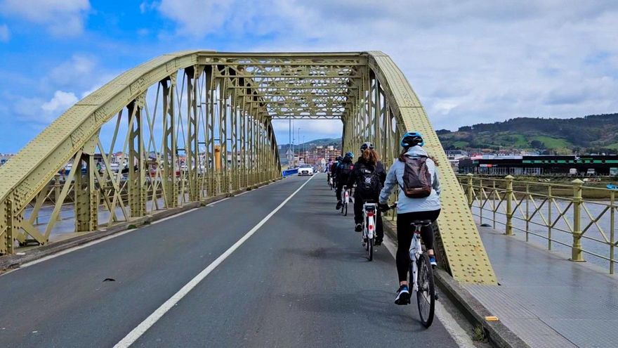 La UC impulsa la divulgación científica con el proyecto Ingebike, 'Ingniería desde la bici'
