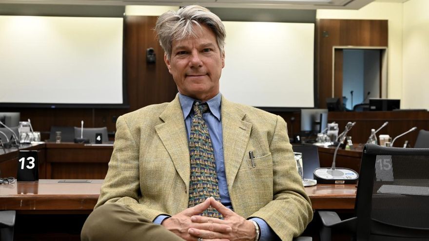 John Vaillant: “Los Ángeles tiene ya 150.000 refugiados climáticos y seguimos quemando más petróleo que nunca”