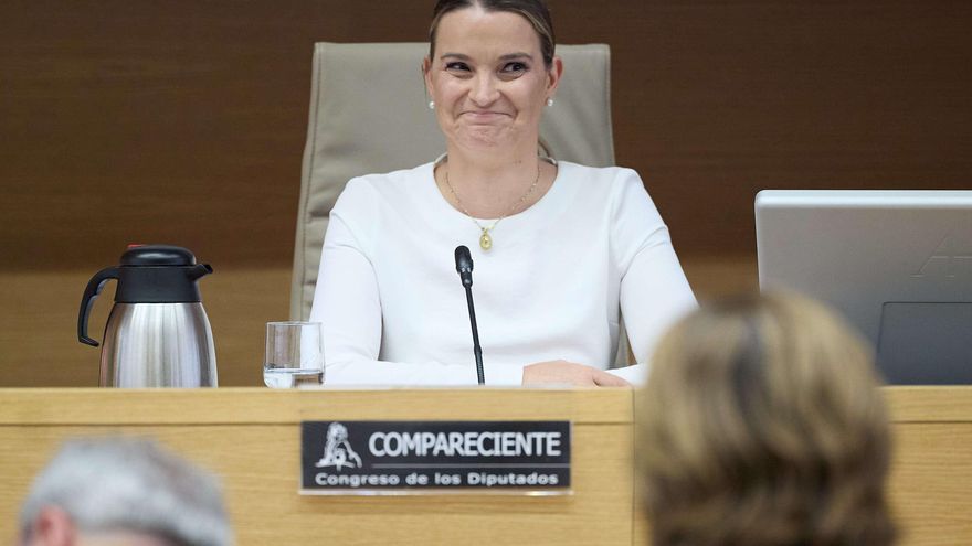 Prohens niega "tajantemente" haber sido presionada por la trama Koldo para dejar caducar el sobrecoste de las mascarillas