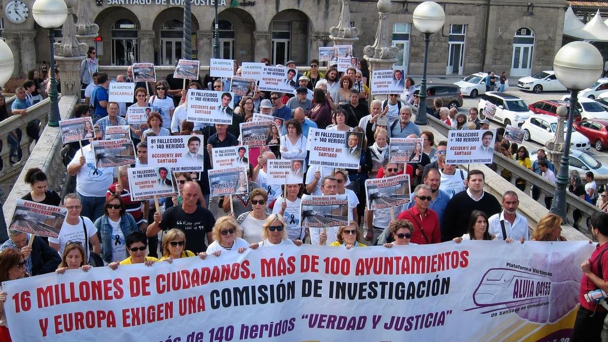La oposición quiere ver a Ana Pastor y Rafael Catalá en la comisión del Congreso que investigará el accidente de Angrois