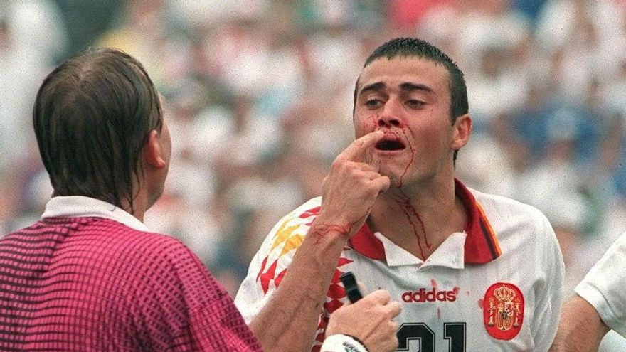 'El codazo de Tassotti', el trauma del 94 que inspiró a un grupo de culto indie