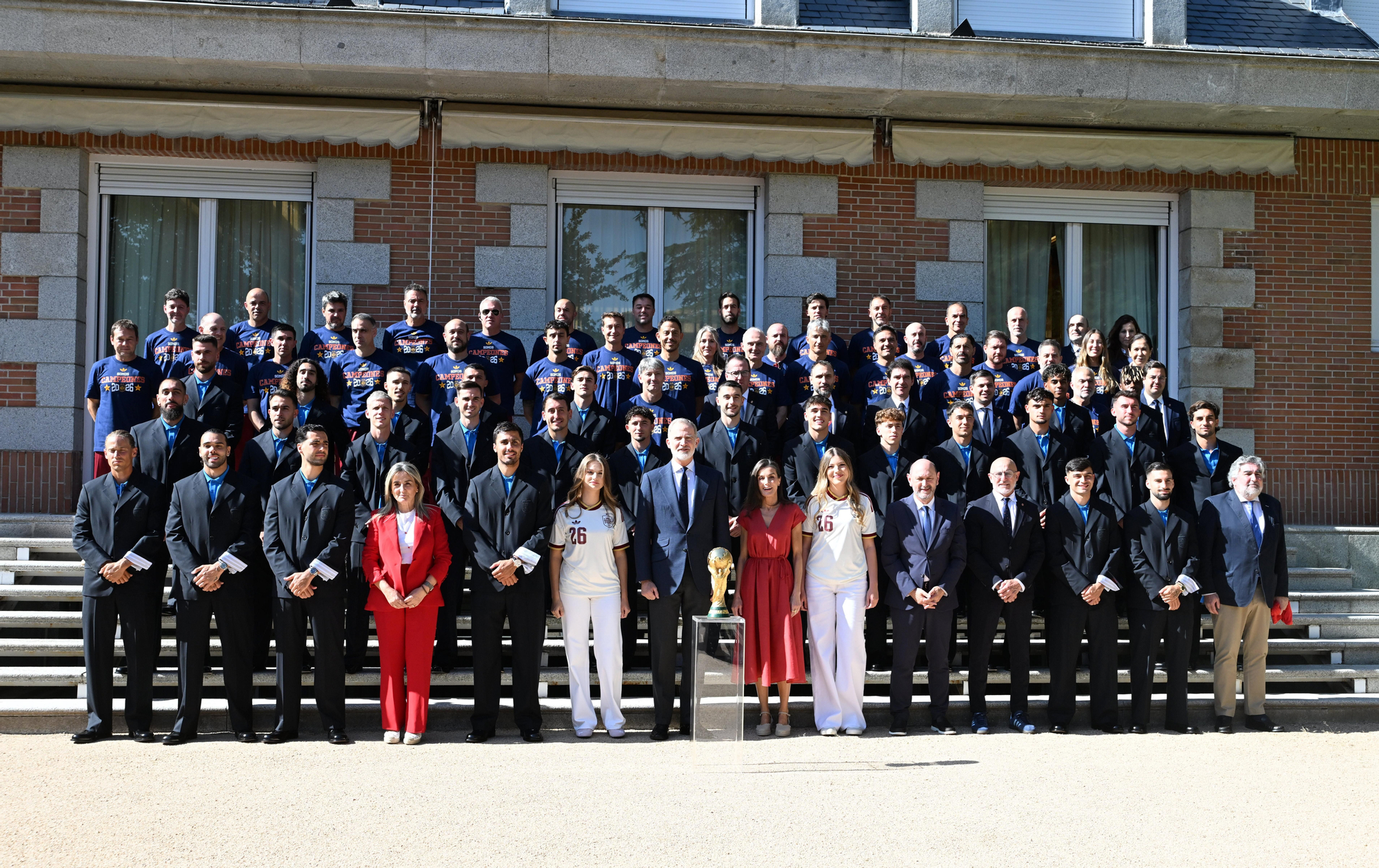 Los reyes con la selección española en La Zarzuela