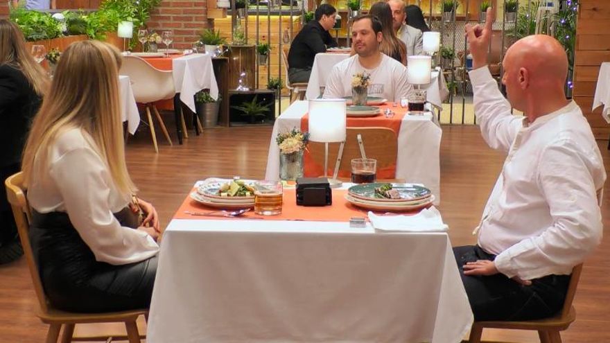 Una pareja de 'First Dates' pidió marcharse en el primer plato: "No quiero pasar un minuto más con ella"