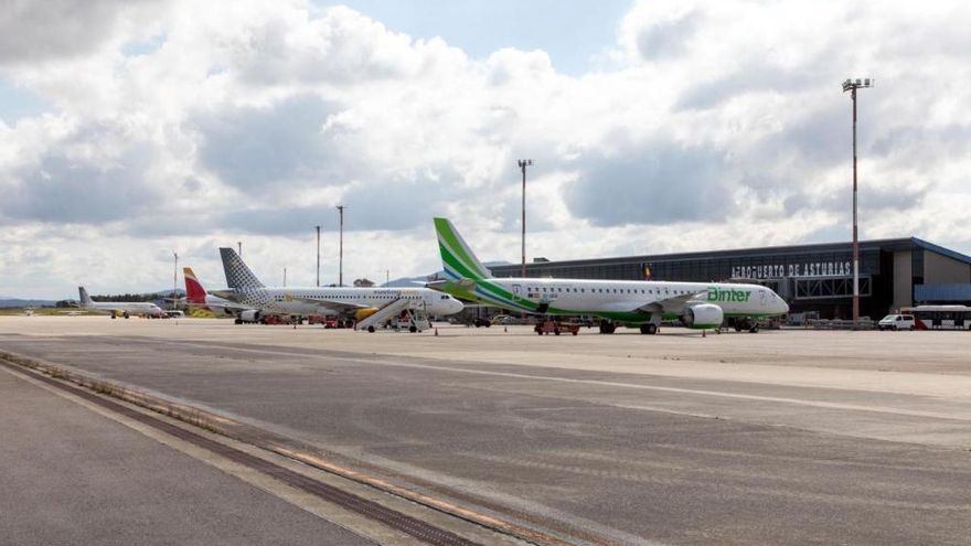 Asturias refuerza la conexión con Canarias: dos vuelos al día durante todo el año