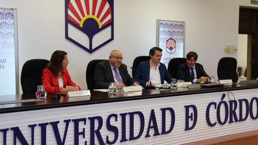 Nace la Cátedra Emacsa-UCO para la investigación e innovación en el ciclo integral del agua