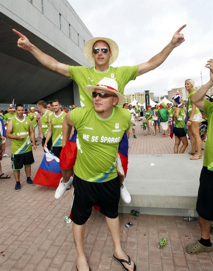 Aficionados en la sede de Gran Canaria del Mundobasket 2014. Efe.
