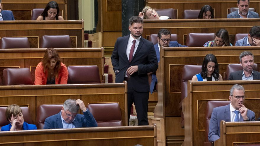 El PSOE inicia el acercamiento a Junts y ERC dispuesto a facilitarles grupo en el Congreso