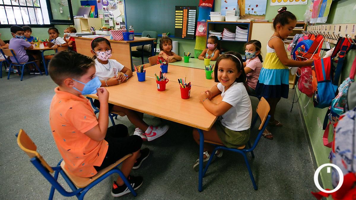 Primer día de colegio en el colegio Cronista Rey Díaz