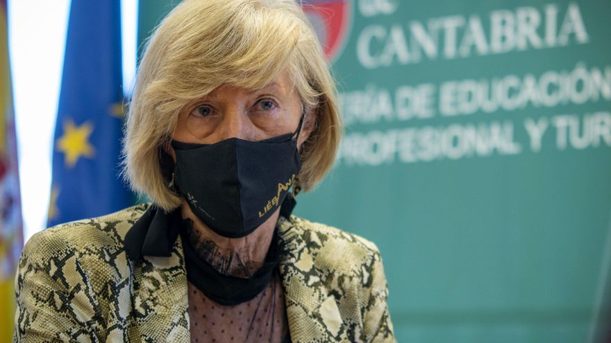 Lombó descarta dimitir y confía en completar la legislatura como consejera.