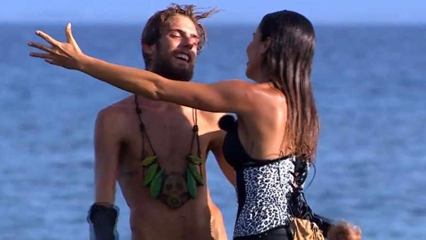 Ignacio de Borbón junto a Lara Álvarez en 'Supervivientes'