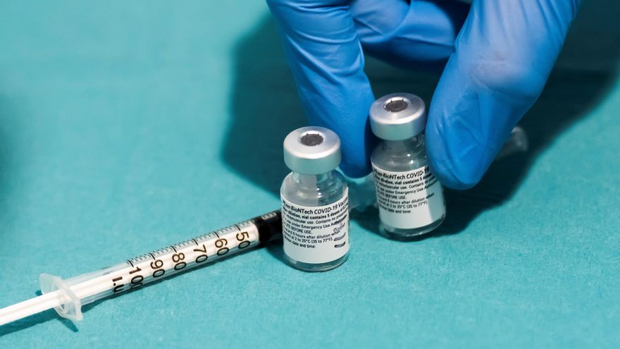 Vacunas contra la covid-19 de Pfizer. EFE/ Raúl Caro/Archivo