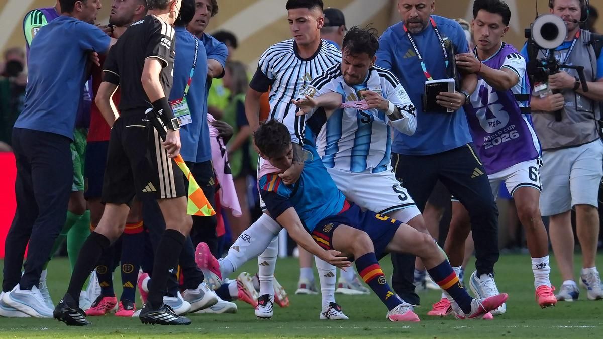 La FIFA abre una investigación contra Argentina por su comportamiento tras la final del Mundial