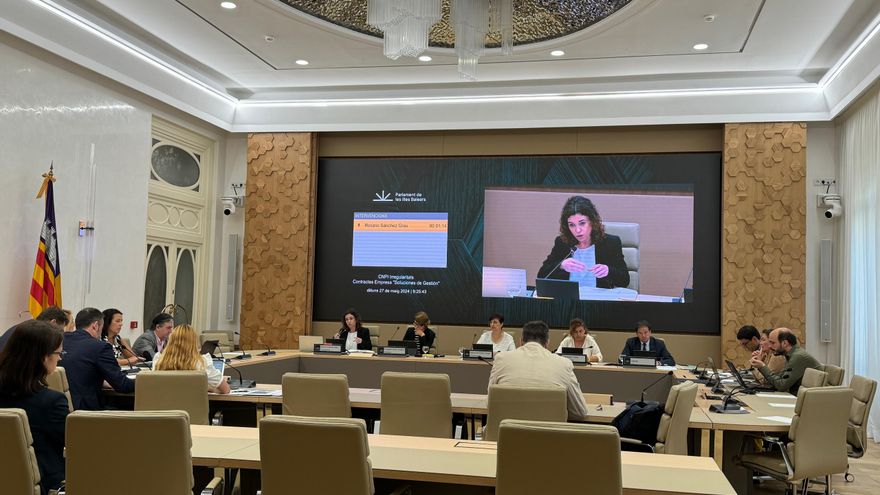 Rosario Sánchez defiende la tramitación "en una situación de emergencia" del expediente de Soluciones de Gestión