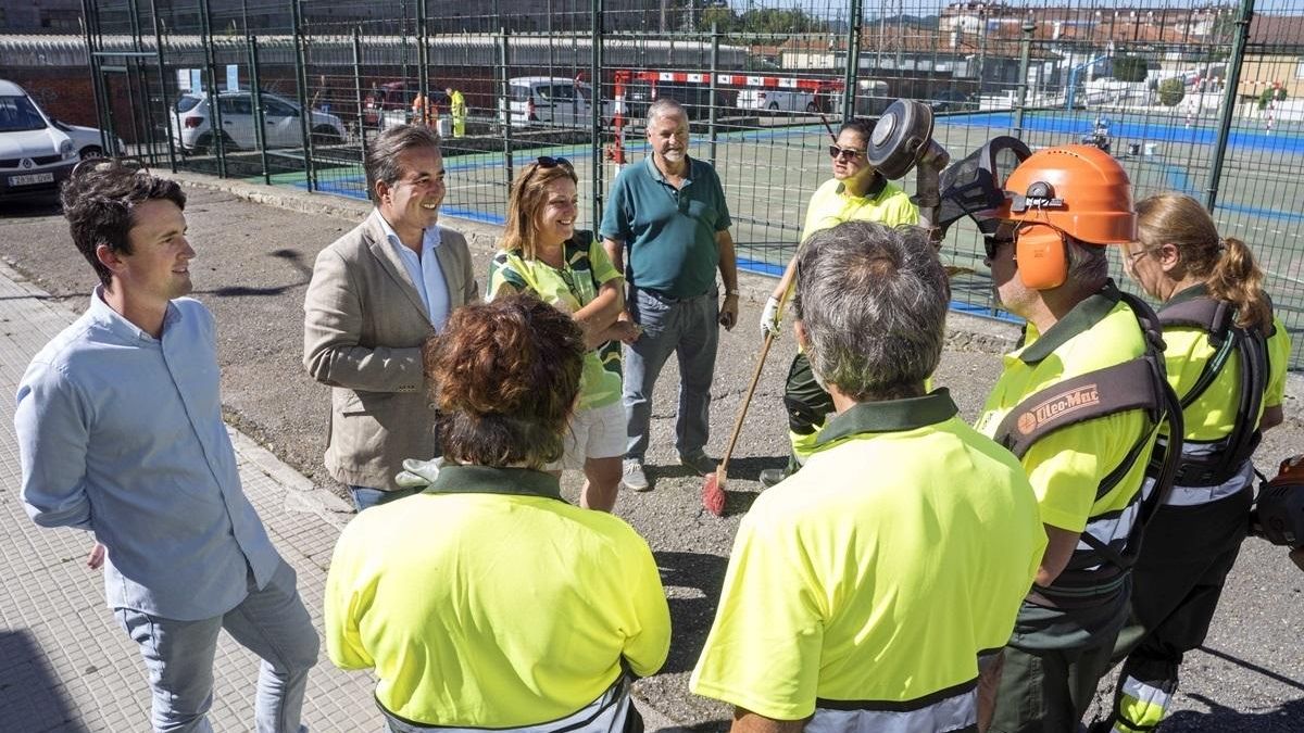 Camargo incorpora a 30 desempleados para reforzar las áreas de obras y servicios