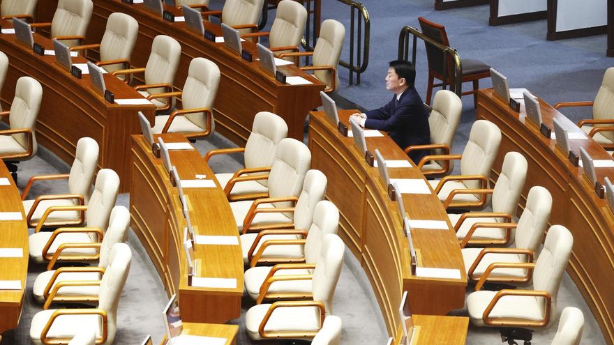 Fracasa la moción para destituir al presidente de Corea del Sur por el boicot de su partido en la Asamblea