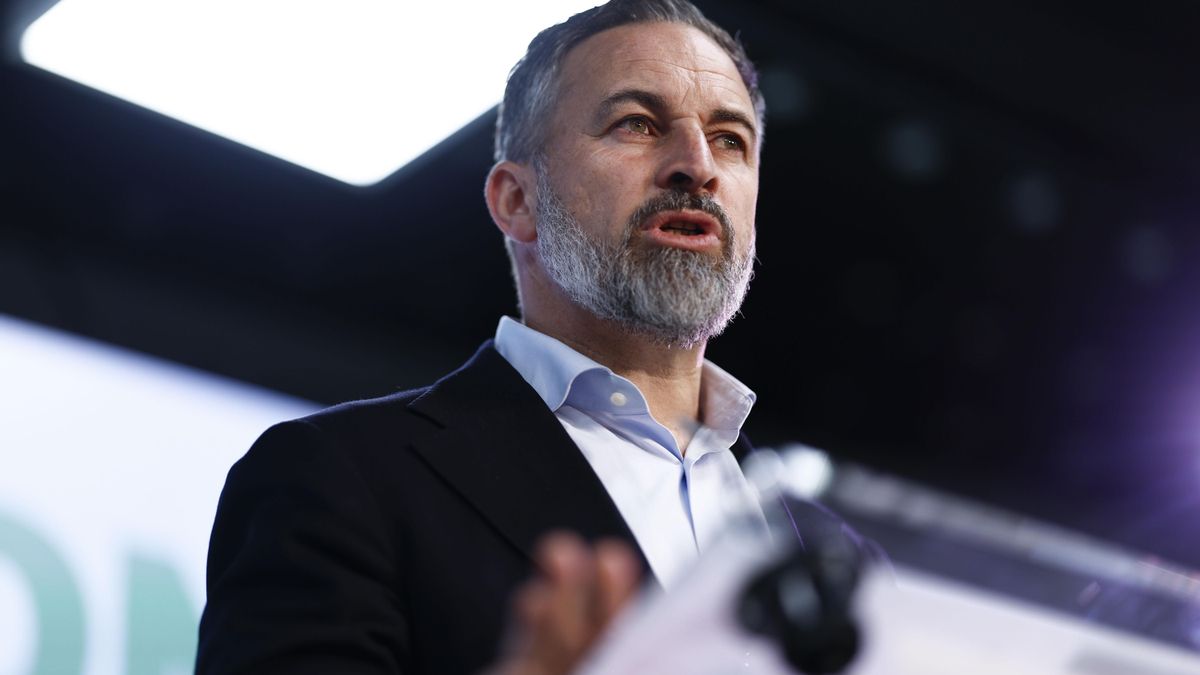 Rueda de prensa del líder de Vox, Santiago Abascal, tras el Comité de Acción de Política del partido celebrado, este lunes en Madrid. EFE/Rodrigo Jiménez