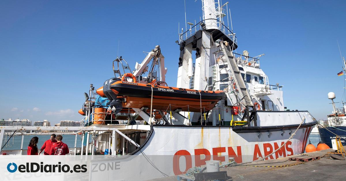 Abascal (Vox) pide hundir el barco solidario de rescate de migrantes Open Arms, atracado en Tenerife, y Clavijo le llama  fascista 