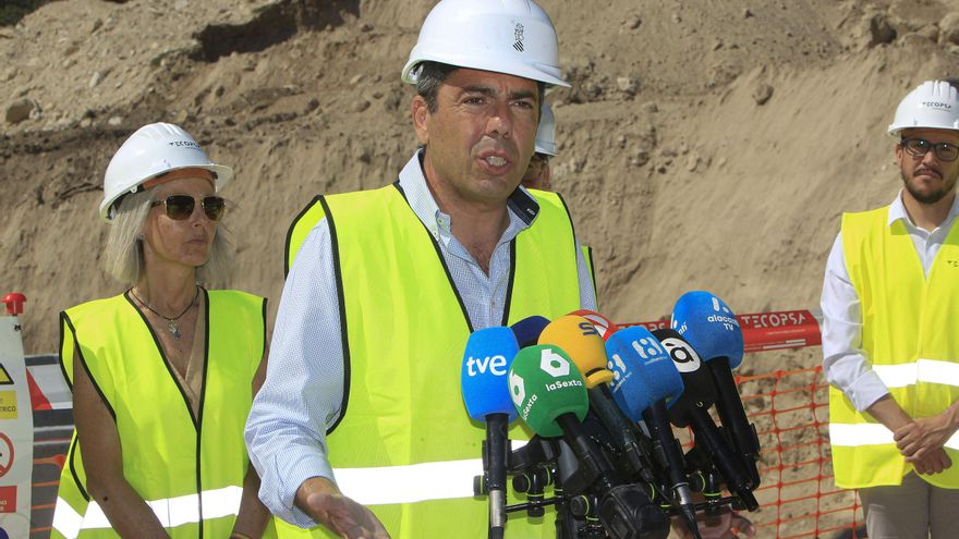 Mazón dice que sigue con "los brazos abiertos" para recibir a las víctimas de la dana