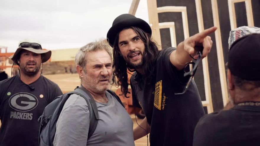 Del baloncesto a Hollywood: el pasado desconocido de Oliver Laxe y que lo une a otro director nominado al Oscar