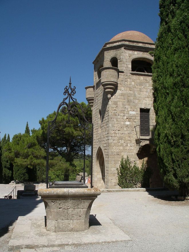 Torre del Monasterio de Filerimos.