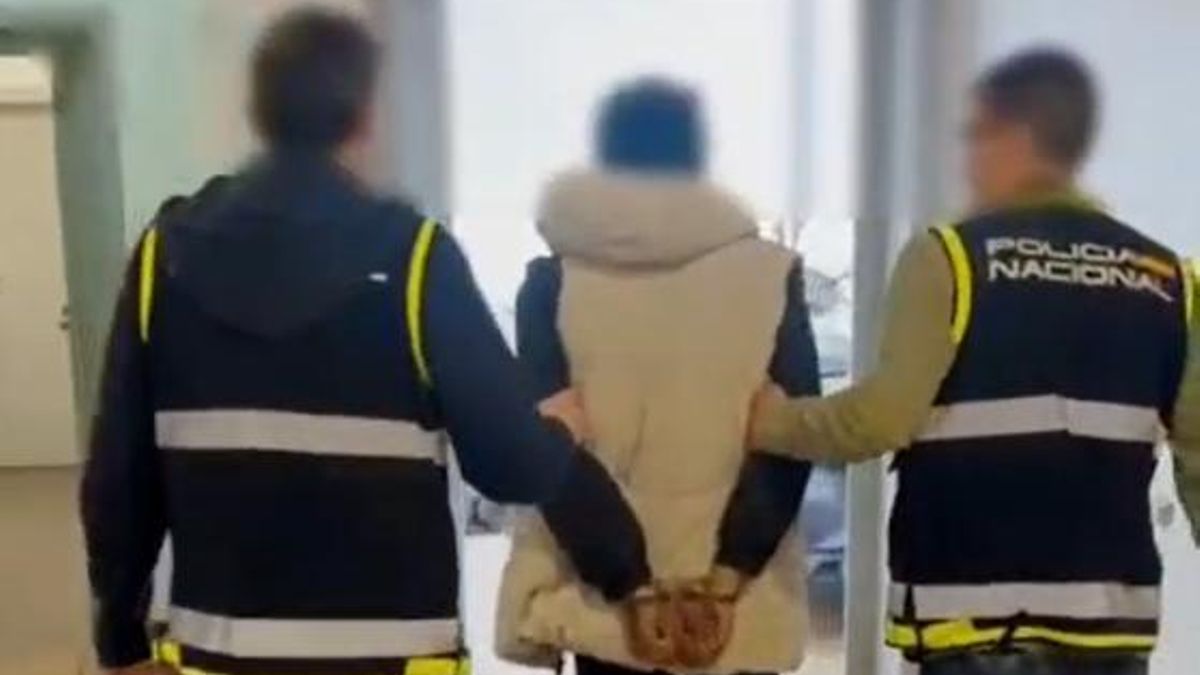 61 detenciones, 17 este año: arrestado en Zaragoza un multirreincidente que roba con el método del 'alcantarillazo'