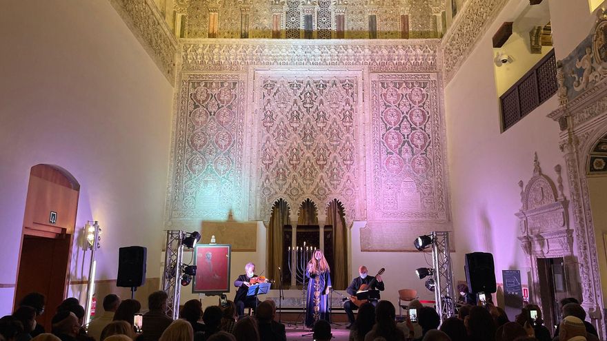 Celebración de Janucá en 2021 en el Museo Sefardí