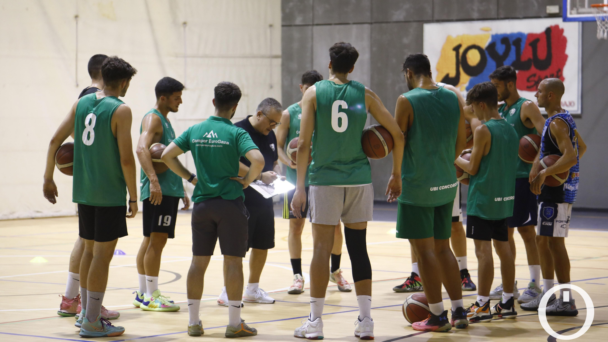 Entrenamiento UCB Baloncesto