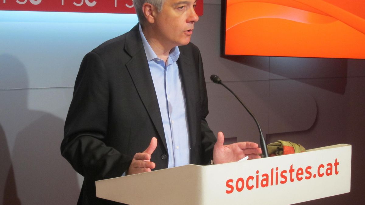 El PSC irá a la cumbre por la inmersión pero reclama defender también la escuela pública