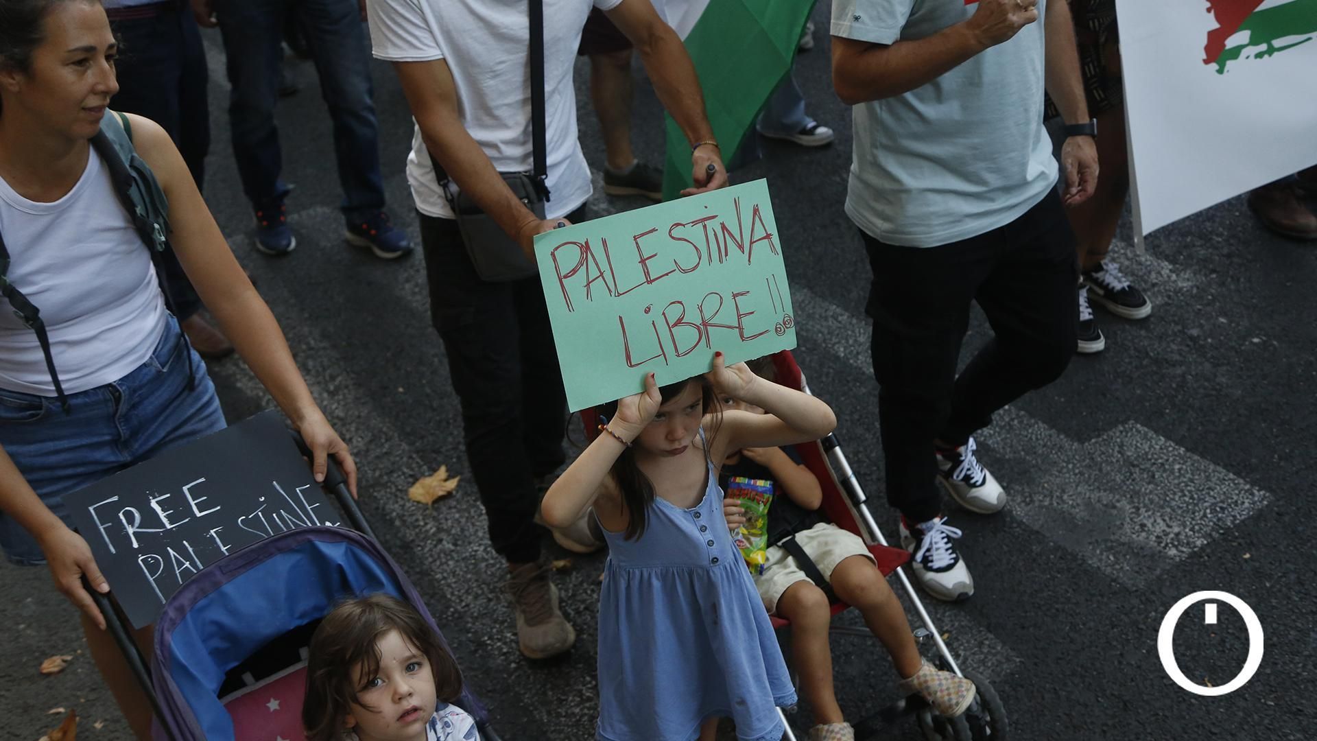 Las imágenes de la masiva manifestación en Córdoba por Palestina