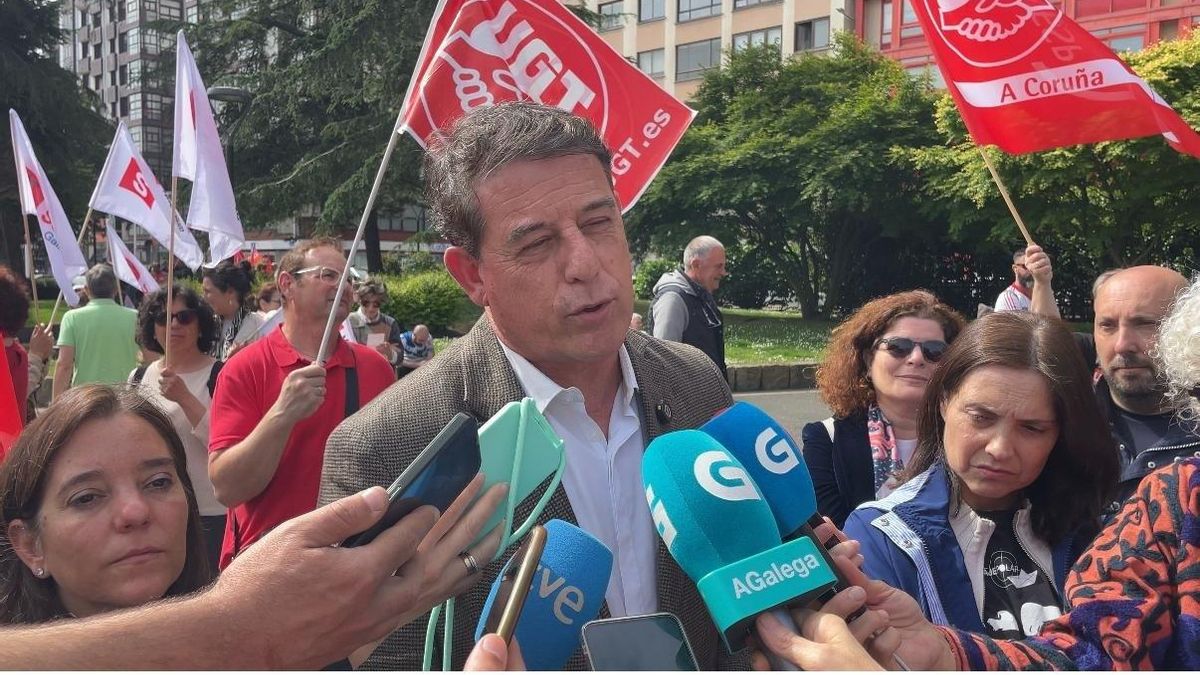 Besteiro: "Feijóo y Rueda pasarán a la historia por su traición a Galicia al votar contra la ley de traspaso de la AP-9"