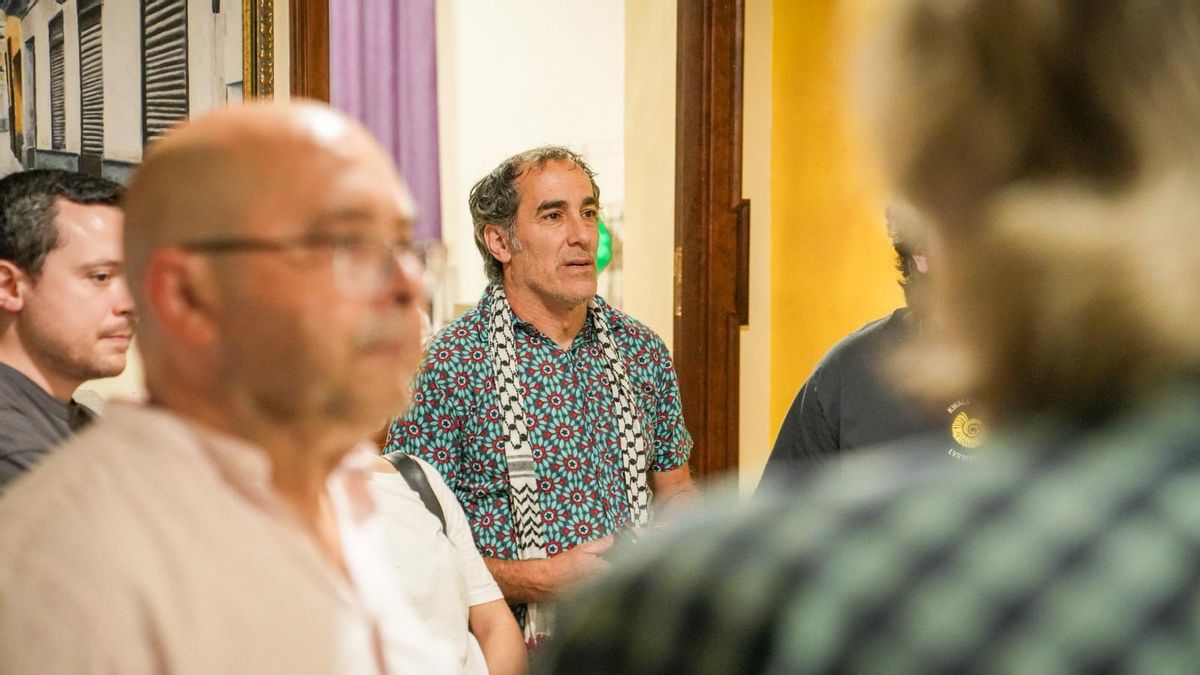 Ambiente en la sede de Por Andalucía para ver el escrutinio del 17M