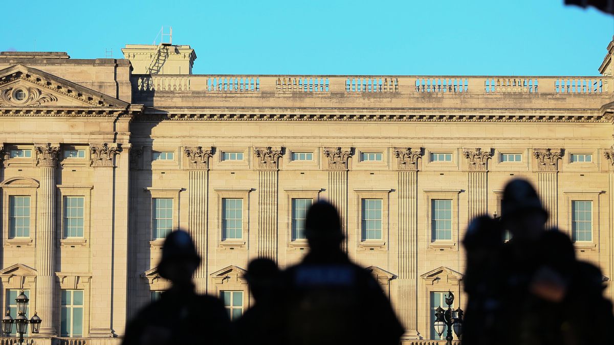 Las obras en el Palacio de Buckingham sacan a la luz un tesoro de objetos siglo XIX