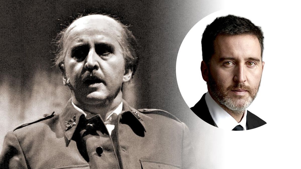 Juan Vinuesa como Franco en la obra de teatro '1936' y en la vida real