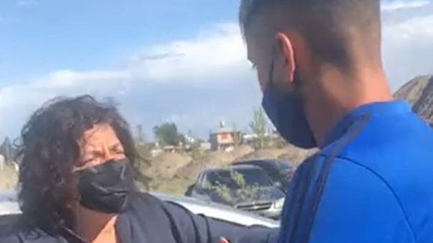 Carla Vizzotti cruzó a un joven antivacunas: "Vos sos preparador físico, nosotros estudiamos durante 20 años"
