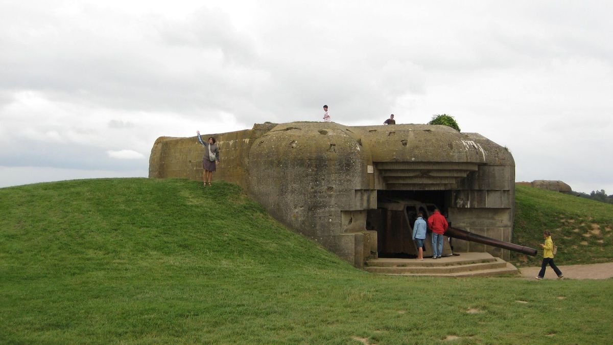 Muro Atlántico. Por toda la costa de Normandía nos encontramos con viejos búnkeres y trincheras construidas por los alemanes.