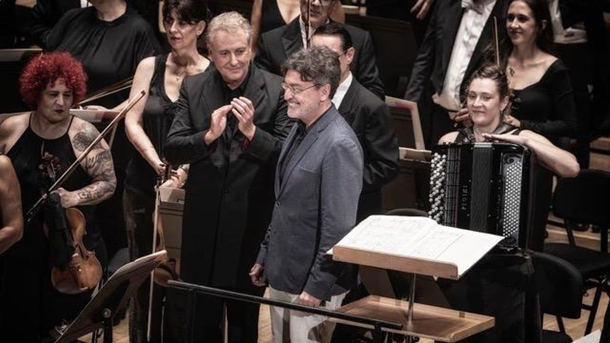 Brahms omnipresente. Los móviles también