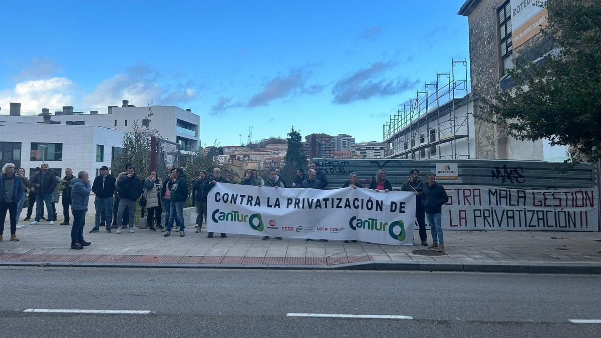 El PSOE pide paralizar el proceso del selección de otro alto directivo en Cantur "a dedo y por la puerta de atrás"