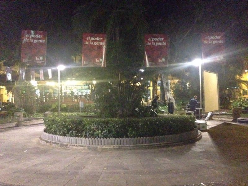 Plaza donde se celebró el mitin de IUC. @BolorinoARMANi